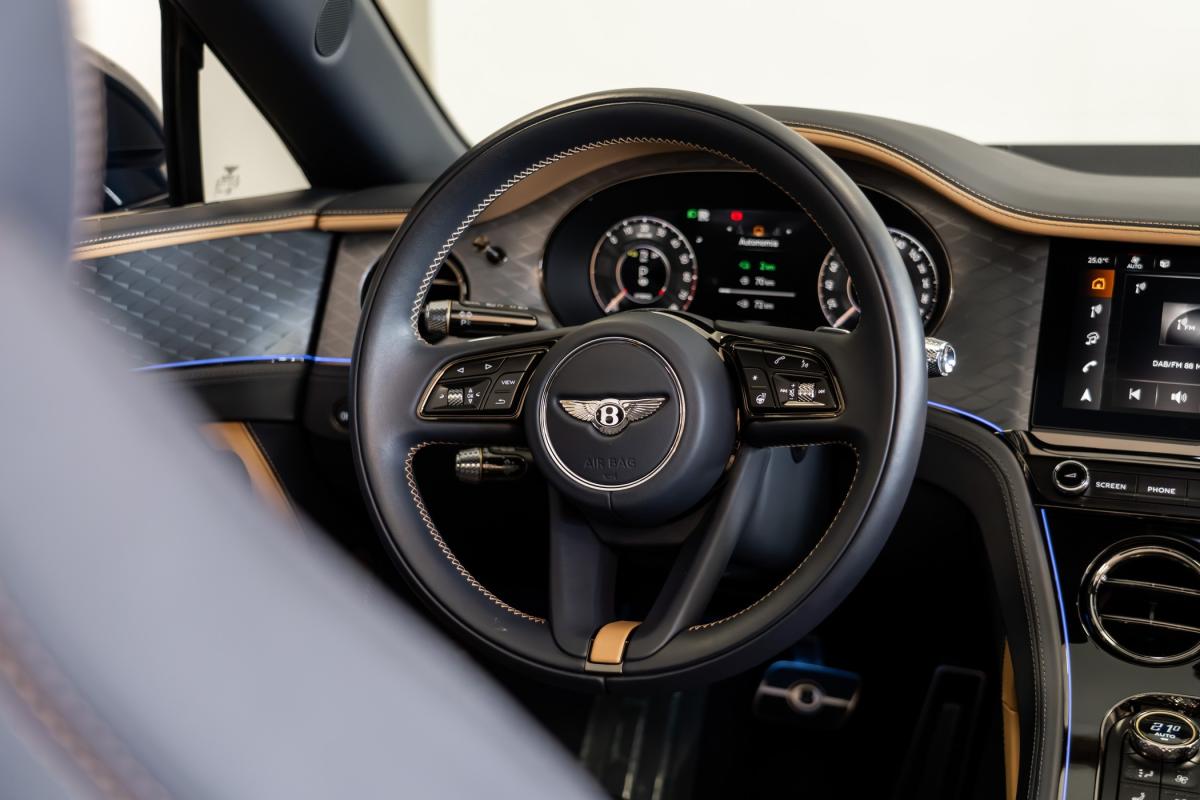 bentley-continental-2024-gasolina-3996cc