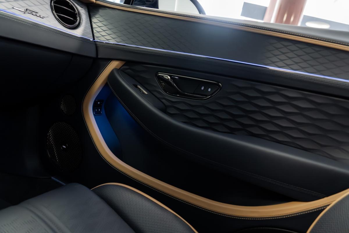 bentley-continental-2024-gasolina-3996cc