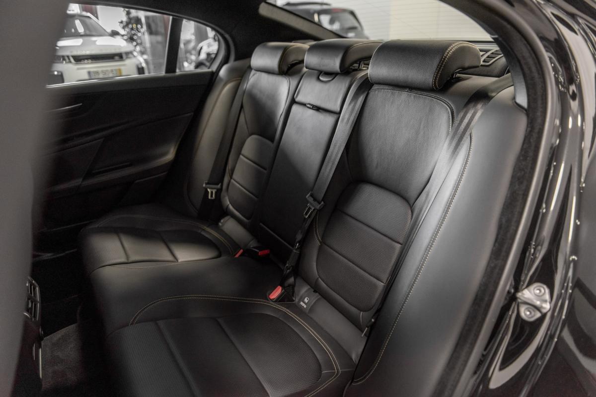 jaguar-xe-2018-gasolina-1997cc