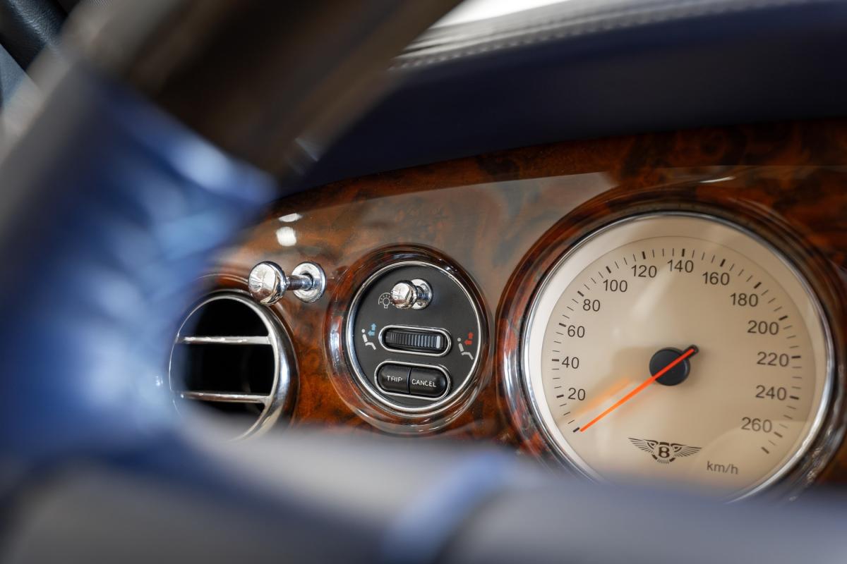 bentley-arnage-2000-gasolina-6750cc