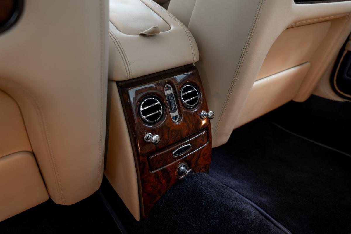 bentley-arnage-2000-gasolina-6750cc