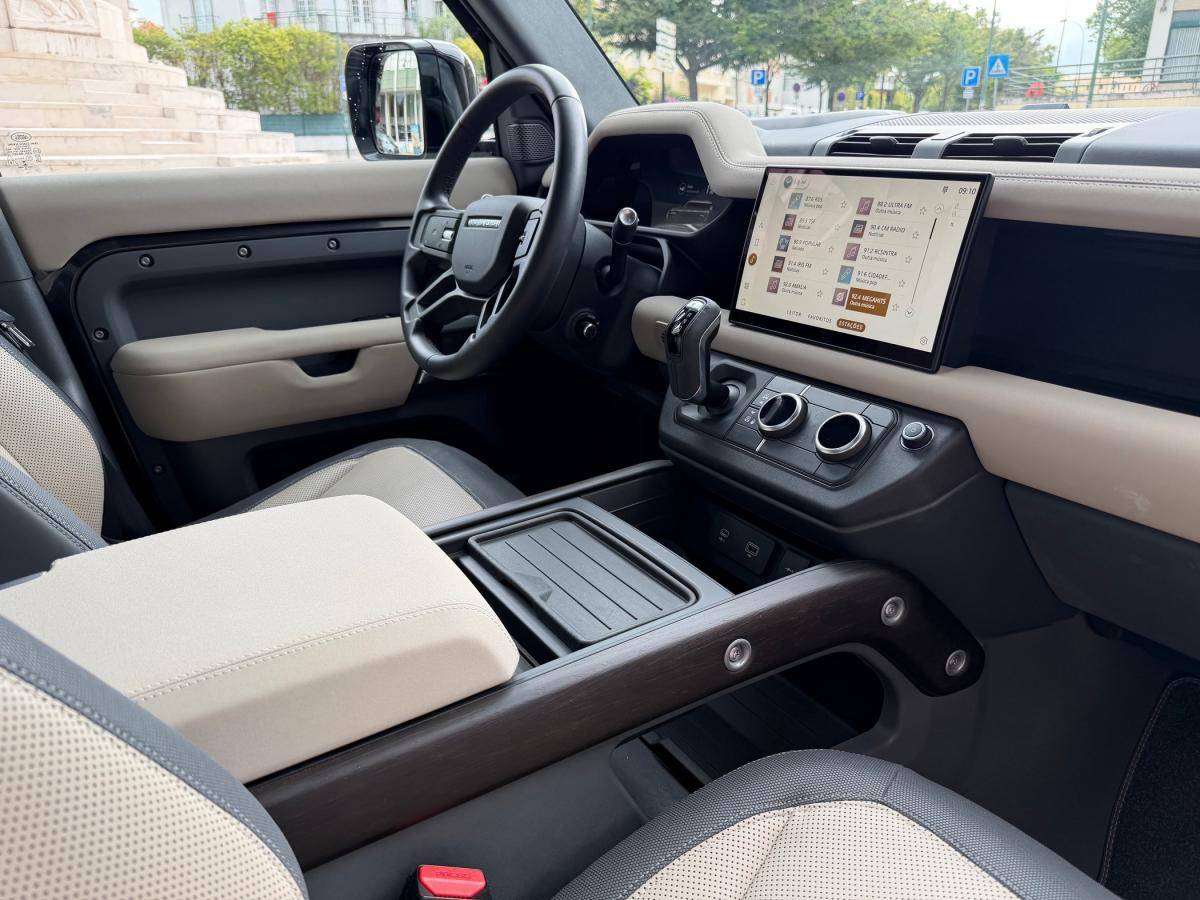 land-rover-defender-2023-hibrido-a-gasolina-1997cc