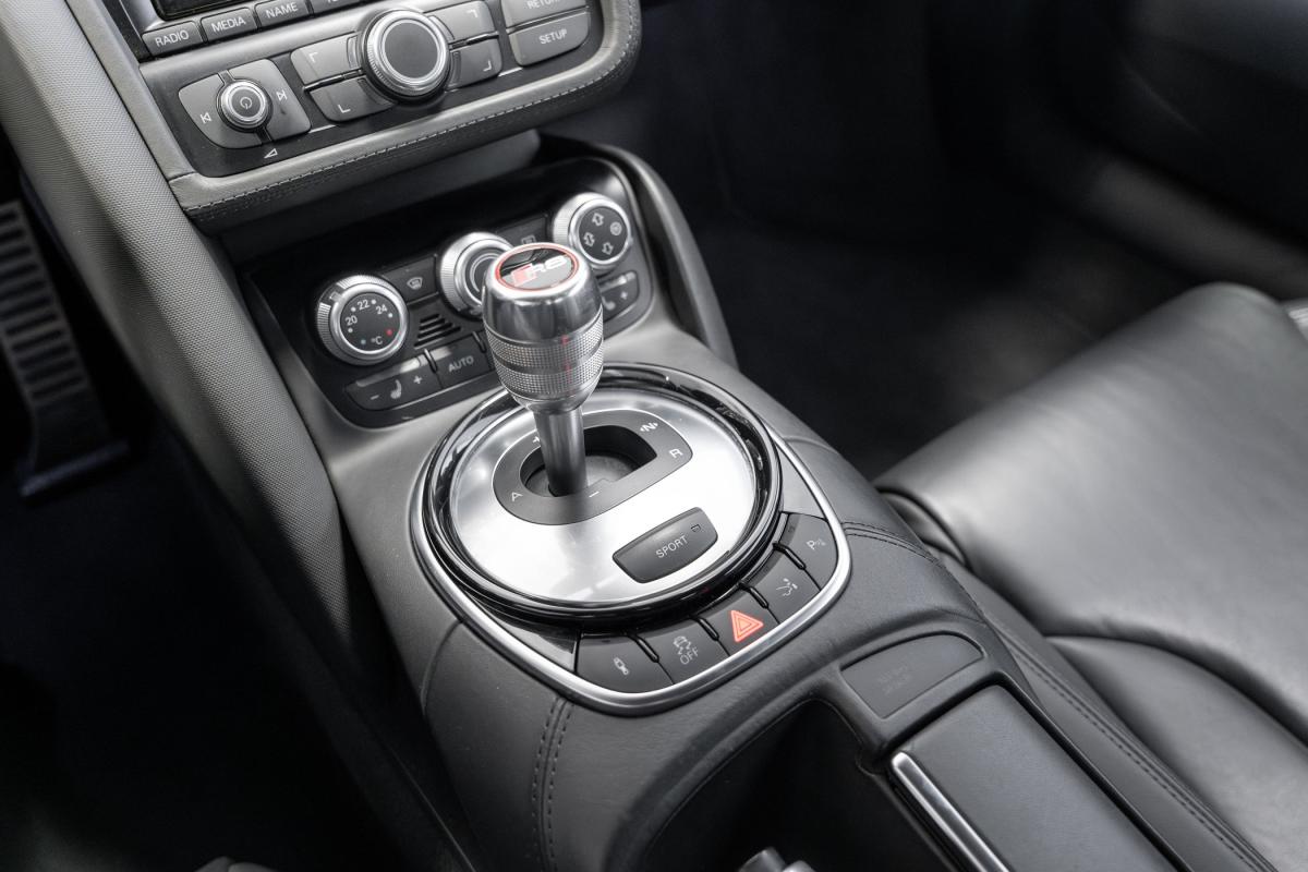 audi-r8-2013-gasolina-5204cc