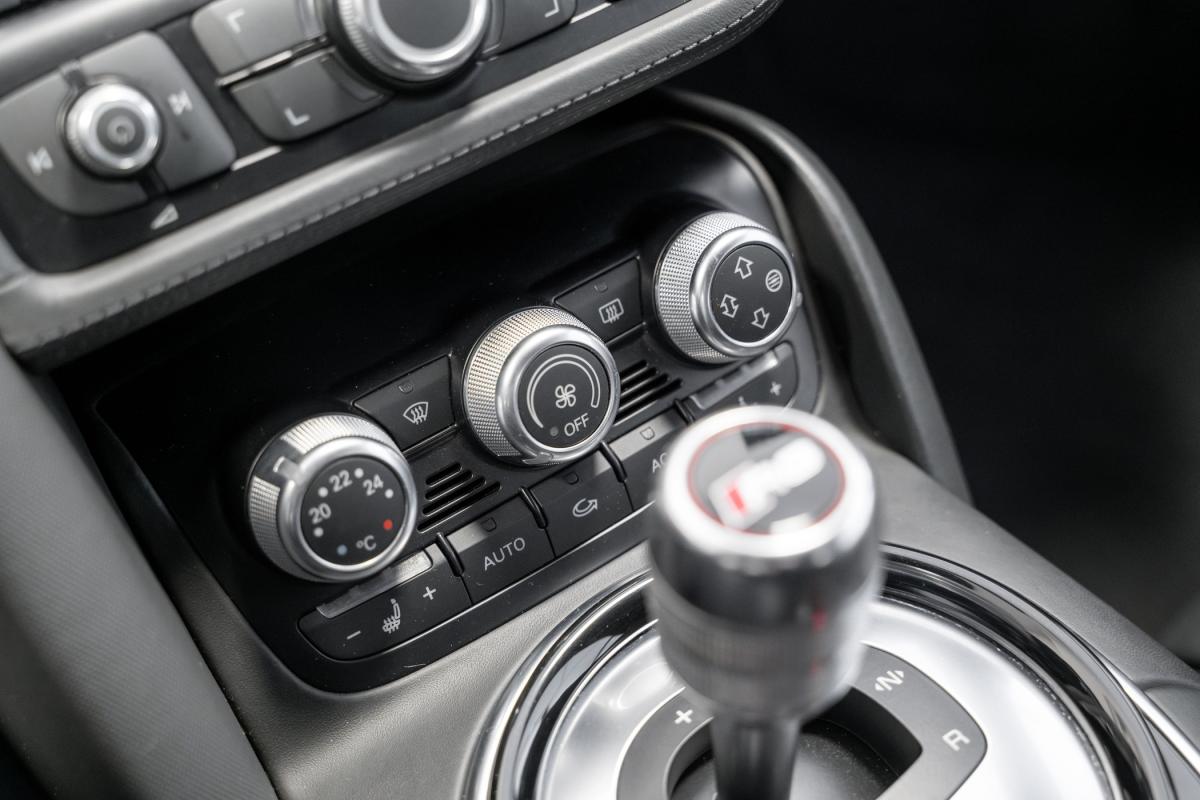audi-r8-2013-gasolina-5204cc