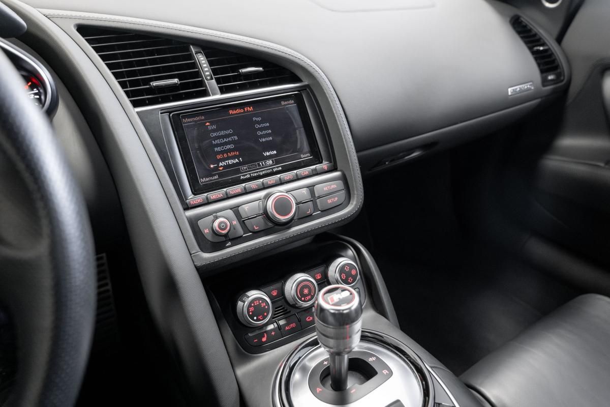audi-r8-2013-gasolina-5204cc