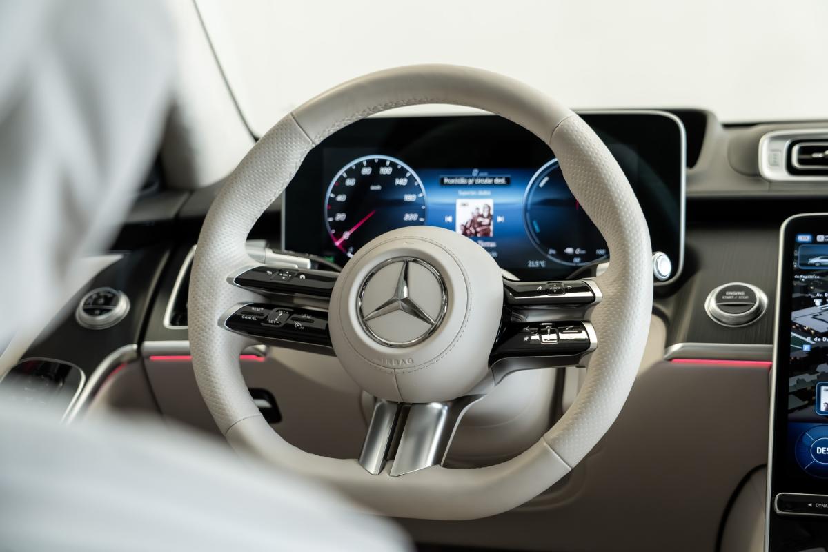 mercedes-benz-classe-s-2024-hibrido-a-gasolina-2999cc