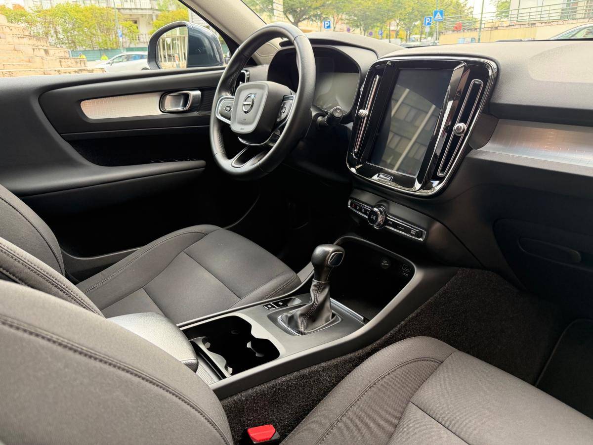 volvo-xc40-2021-diesel-1969cc