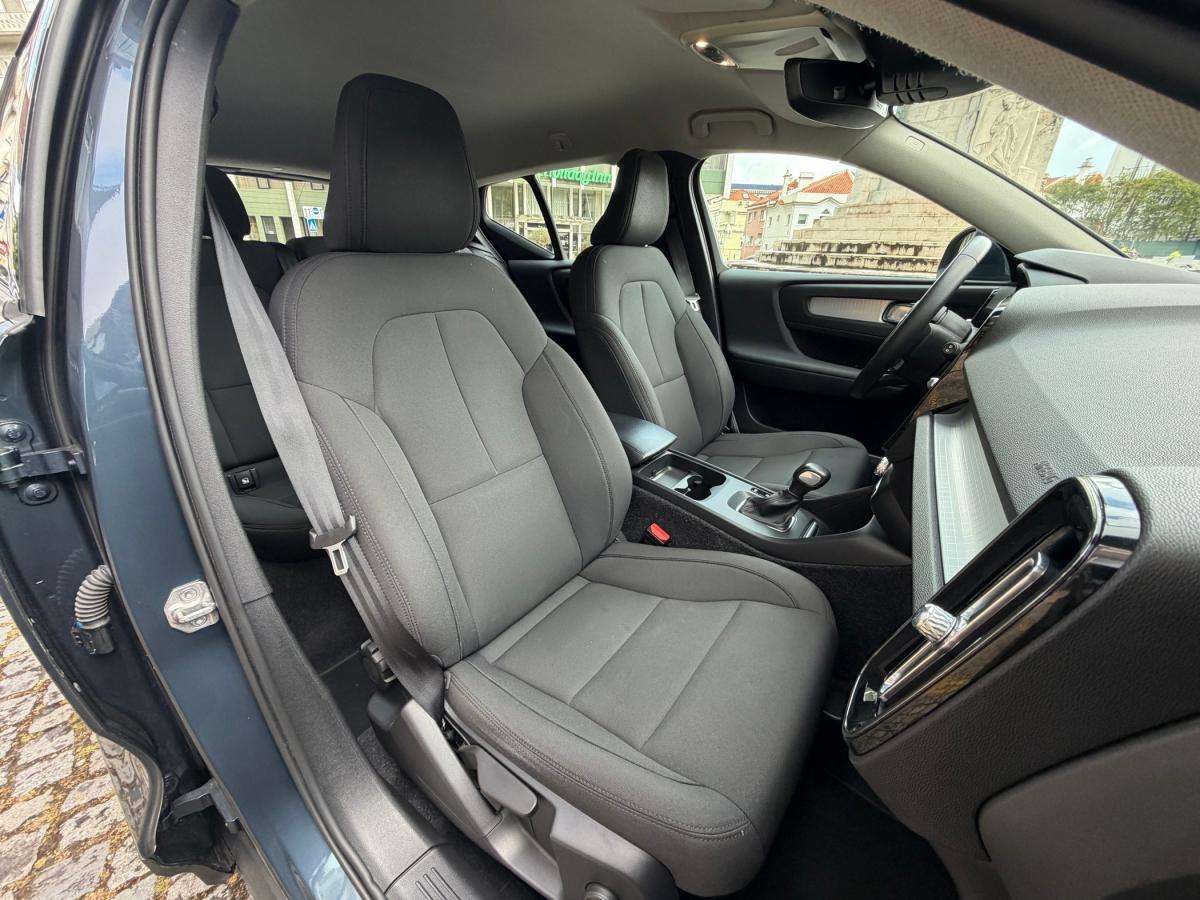 volvo-xc40-2021-diesel-1969cc