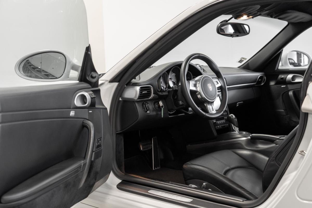 porsche-911-2010-gasolina-3800cc