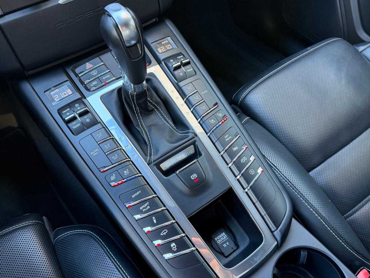 porsche-macan-2017-gasolina-2997cc