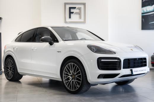 porsche-cayenne-2023-hibrido-a-gasolina-2995cc