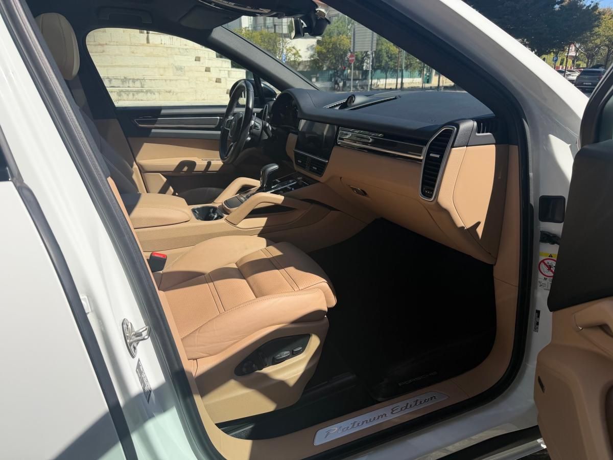 porsche-cayenne-2023-hibrido-a-gasolina-2995cc