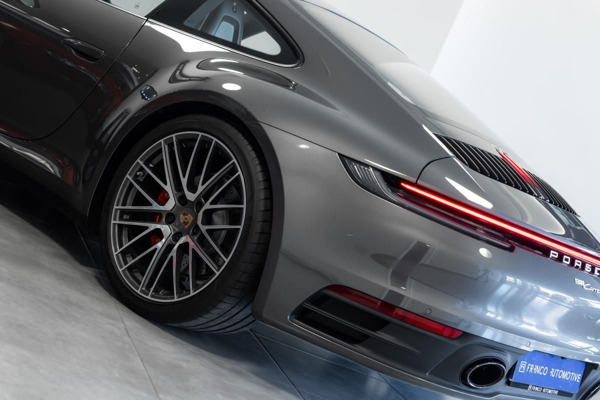 porsche-911-2022-gasolina-2981cc