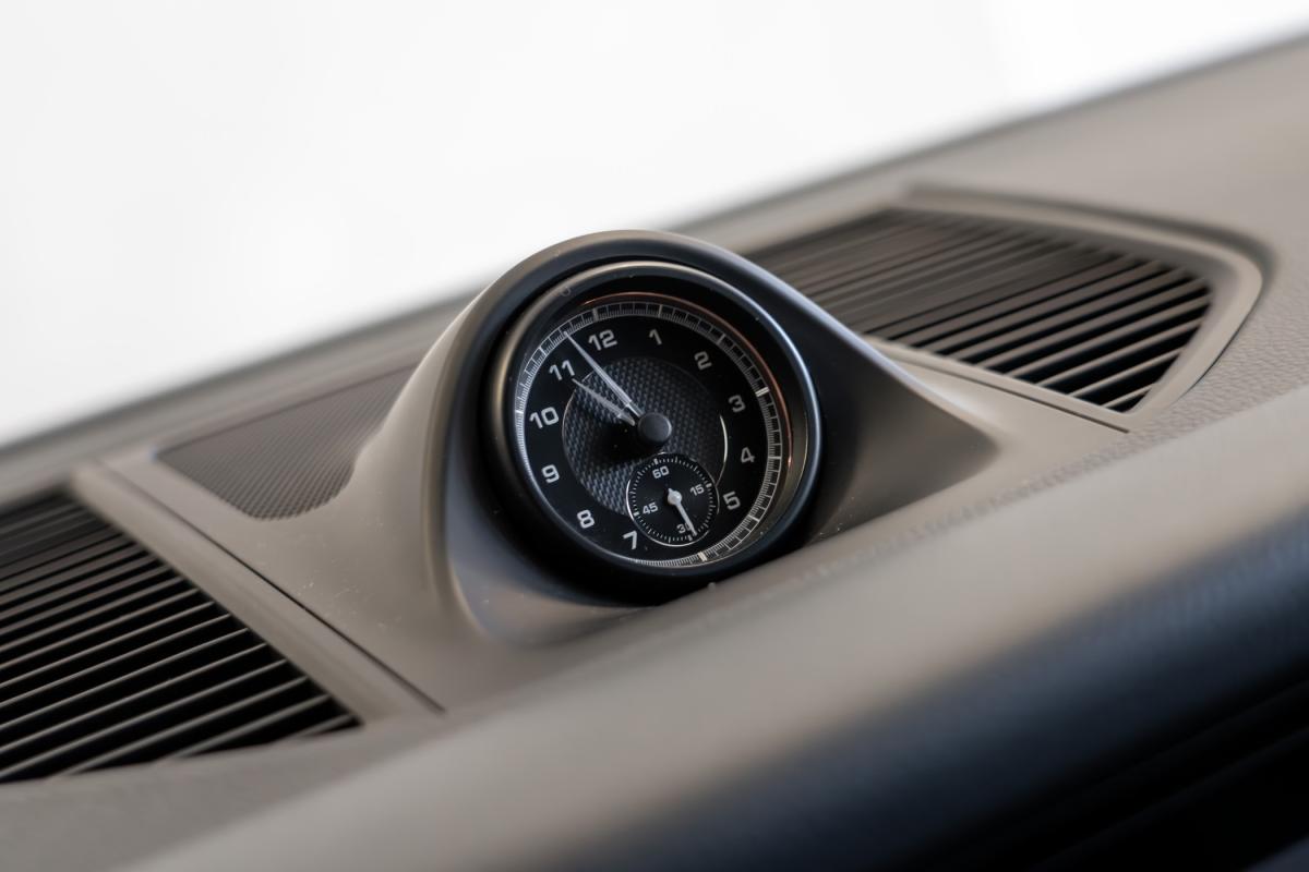 porsche-macan-2024-gasolina-1984cc