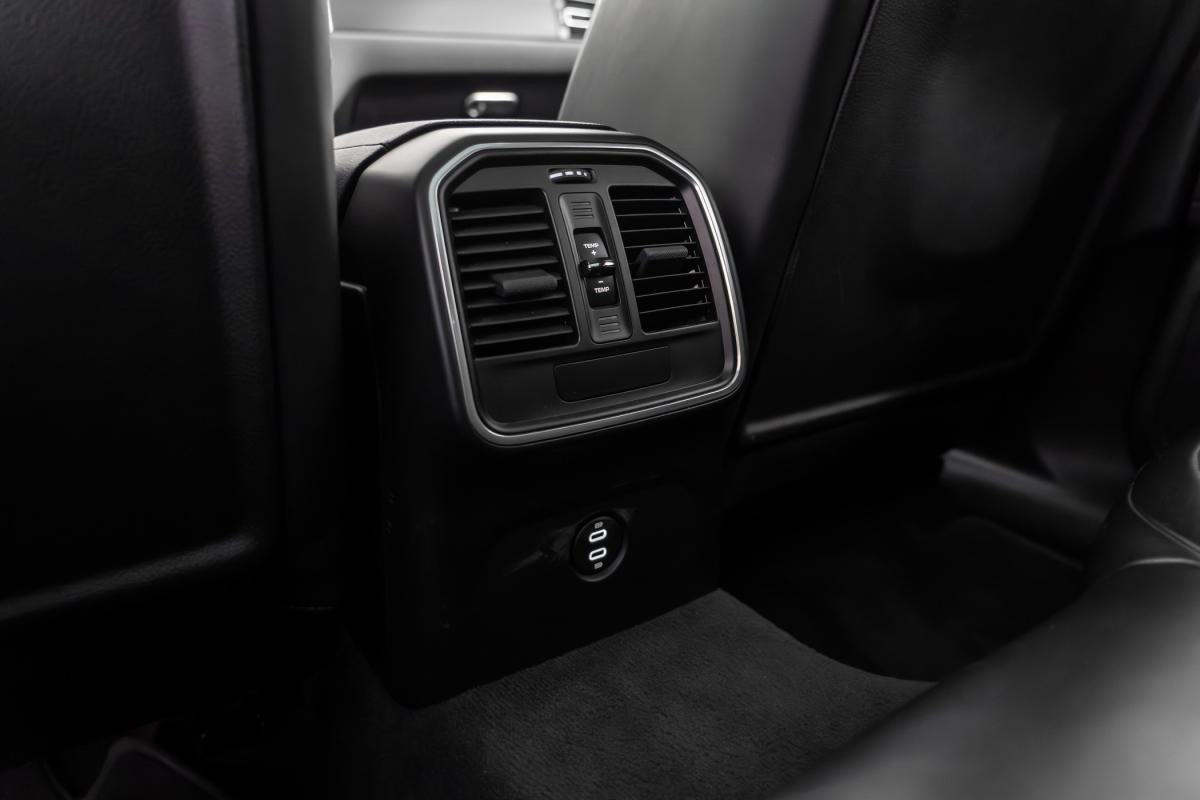 porsche-macan-2024-gasolina-1984cc