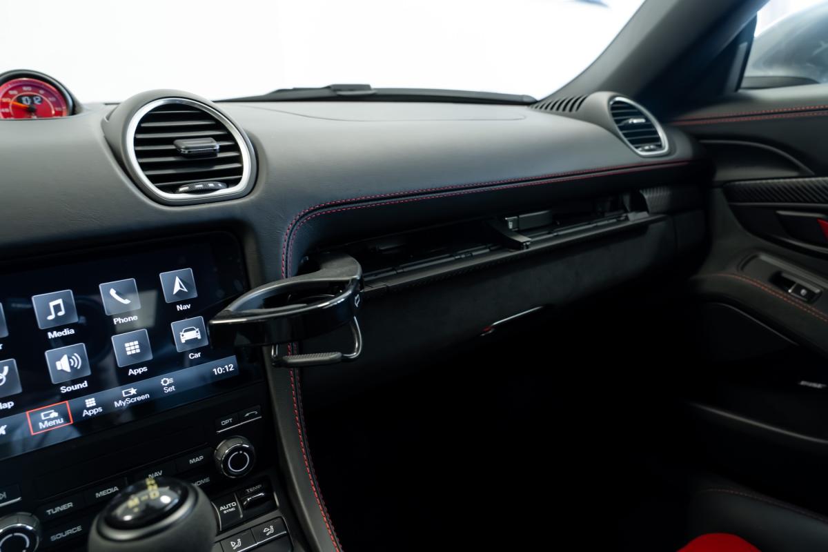 porsche-718-2024-gasolina-3996cc