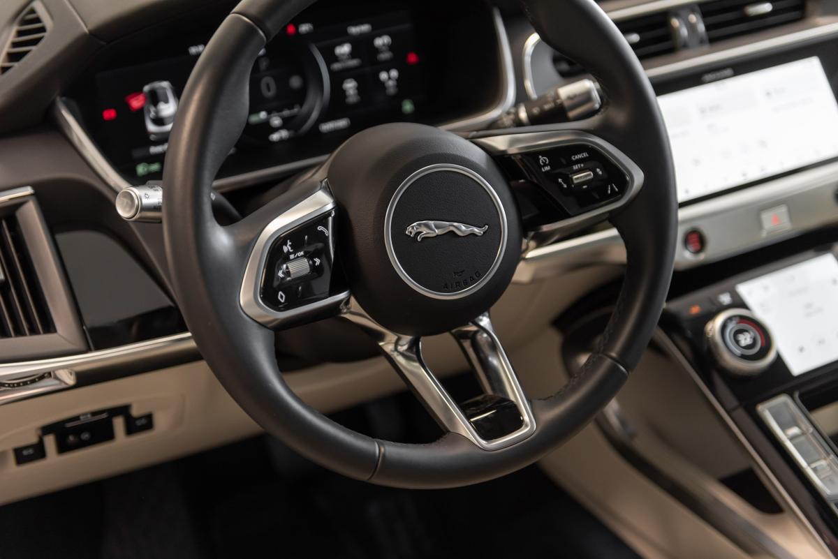 jaguar-i-pace-2017-eletrico-500cc