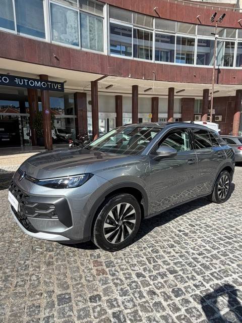 volkswagen-t-roc-2026-gasolina-1498cc