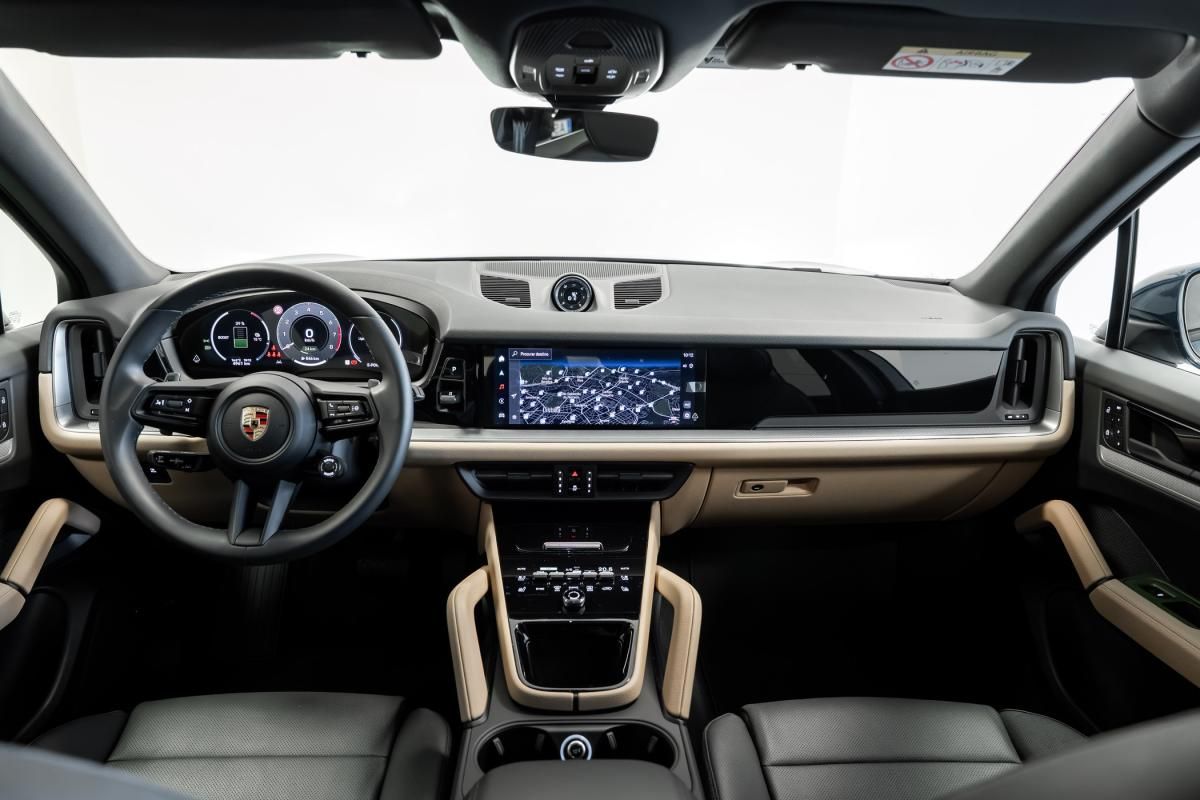 porsche-cayenne-2024-hibrido-a-gasolina-2995cc
