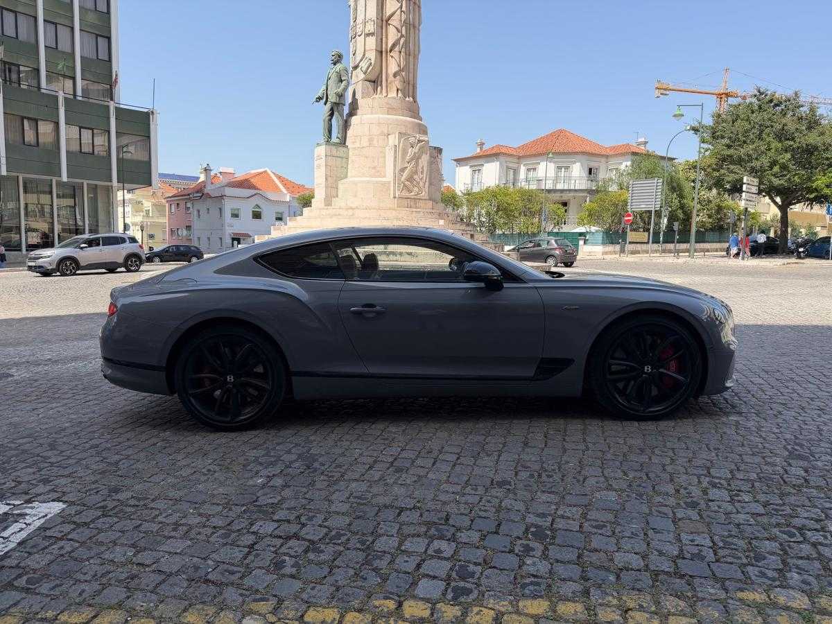 bentley-continental-2023-gasolina-3996cc