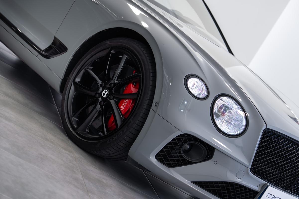 bentley-continental-2023-gasolina-3996cc