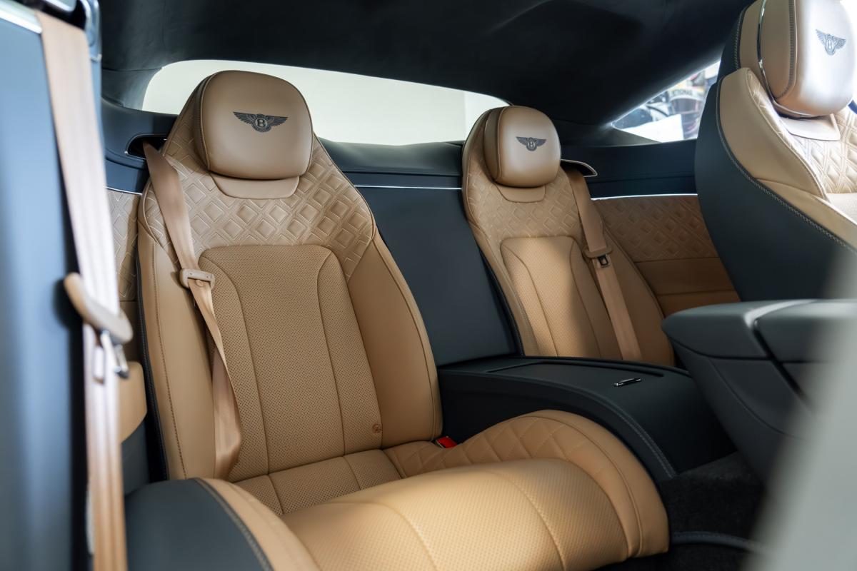 bentley-continental-2023-gasolina-3996cc