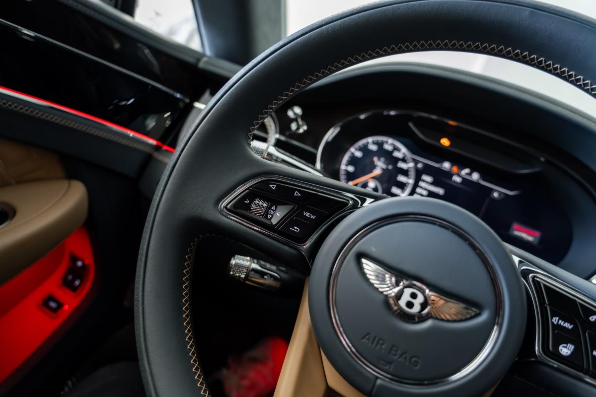 bentley-continental-2023-gasolina-3996cc