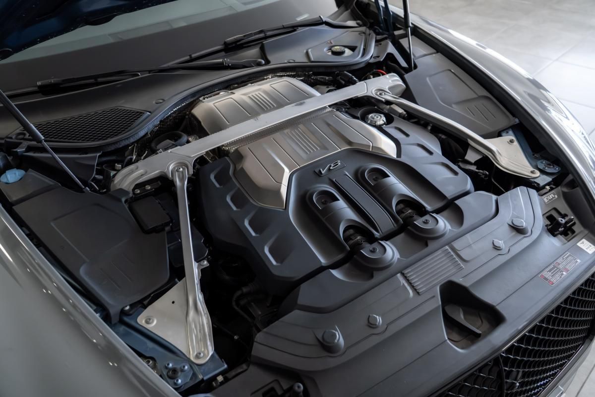 bentley-continental-2023-gasolina-3996cc