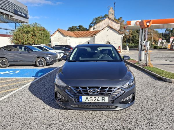 hyundai-i30-2022-gasolina-998cc
