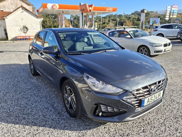 hyundai-i30-2022-gasolina-998cc