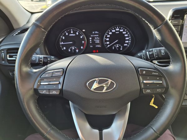 hyundai-i30-2022-gasolina-998cc