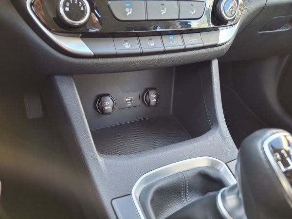 hyundai-i30-2022-gasolina-998cc
