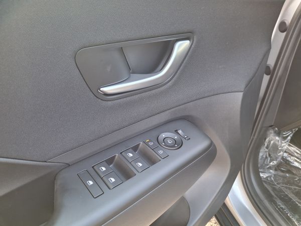 hyundai-kauai-2025-gasolina-998cc