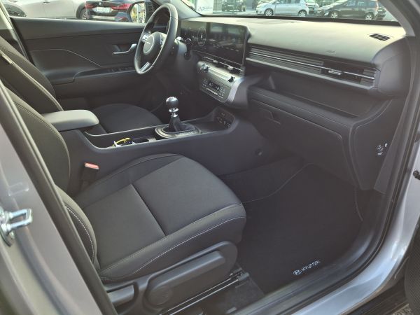 hyundai-kauai-2025-gasolina-998cc