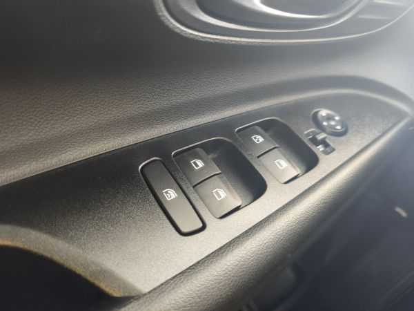 hyundai-i20-2026-gasolina-998cc