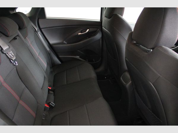 hyundai-i30-2021-diesel-1598cc