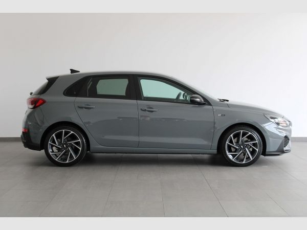 hyundai-i30-2021-diesel-1598cc