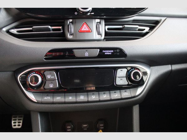 hyundai-i30-2021-diesel-1598cc