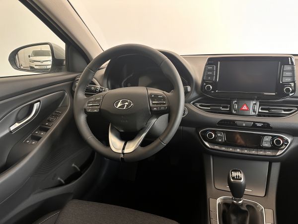 hyundai-i30-2024-gasolina-998cc