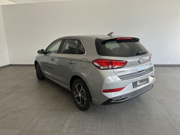 hyundai-i30-2024-gasolina-998cc