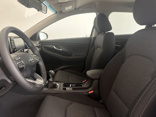 hyundai-i30-2024-gasolina-998cc