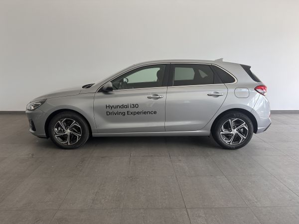 hyundai-i30-2024-gasolina-998cc