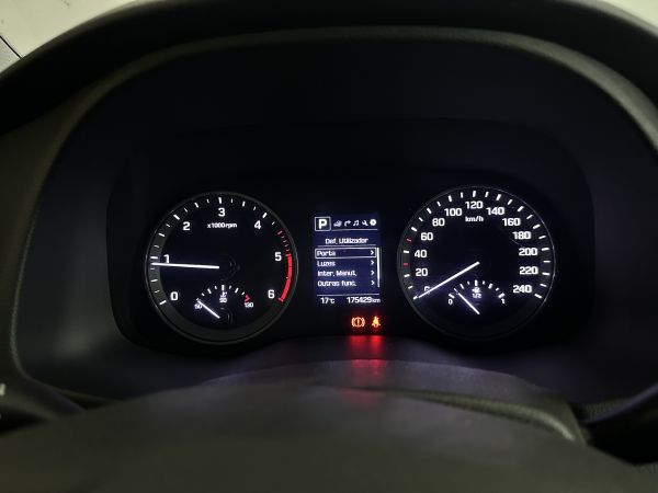 hyundai-tucson-2018-diesel-1685cc