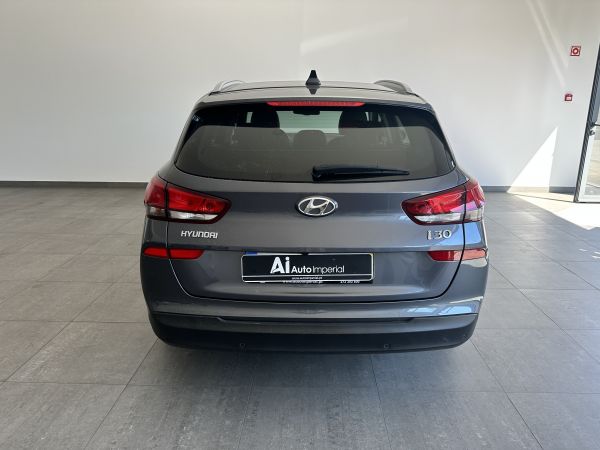 hyundai-i30-2017-diesel-1582cc