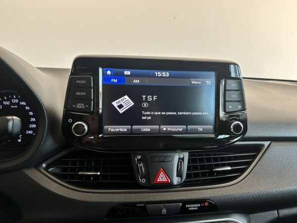 hyundai-i30-2017-diesel-1582cc