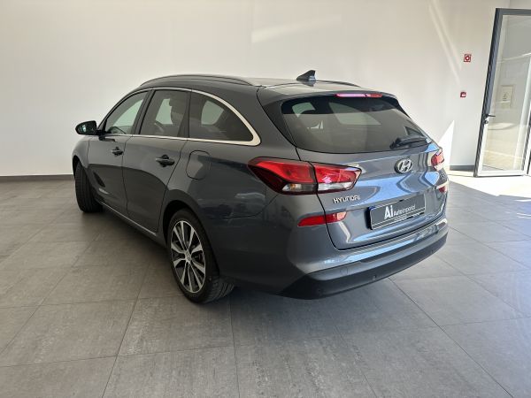 hyundai-i30-2017-diesel-1582cc