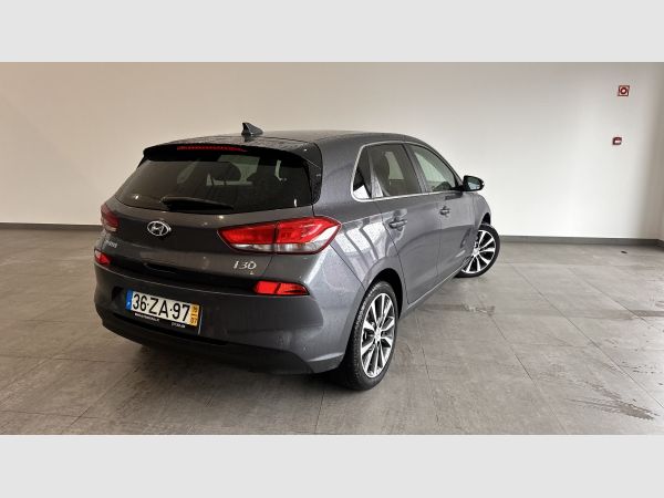 hyundai-i30-2019-diesel-1598cc