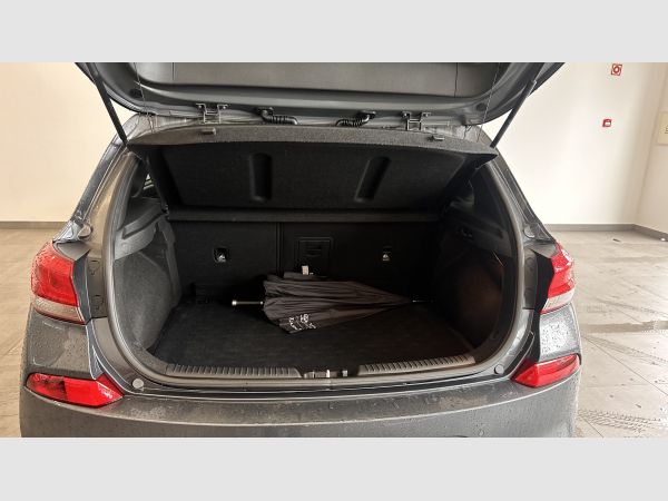 hyundai-i30-2019-diesel-1598cc
