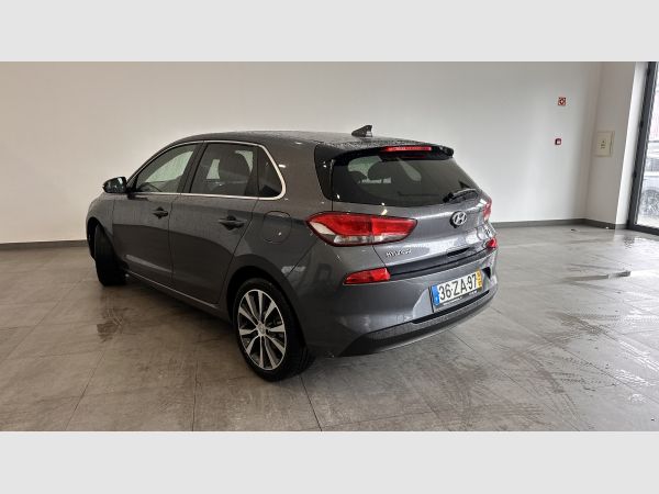 hyundai-i30-2019-diesel-1598cc