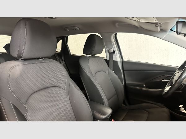 hyundai-i30-2019-diesel-1598cc